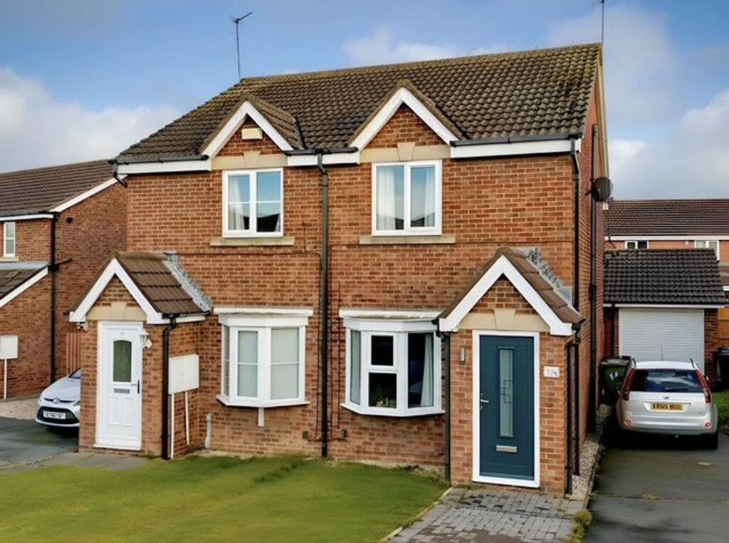 2-bed semi-detached on Swanage Drive, Redcar, TS10, £165,000