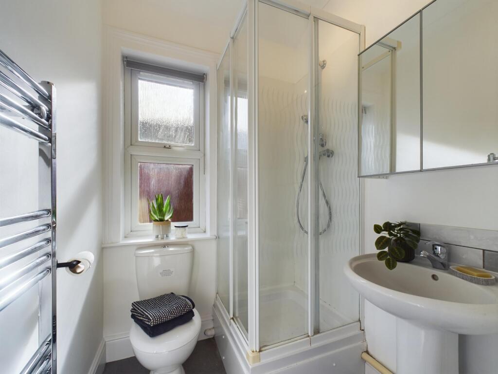House in Lincoln, New Boultham - View 5