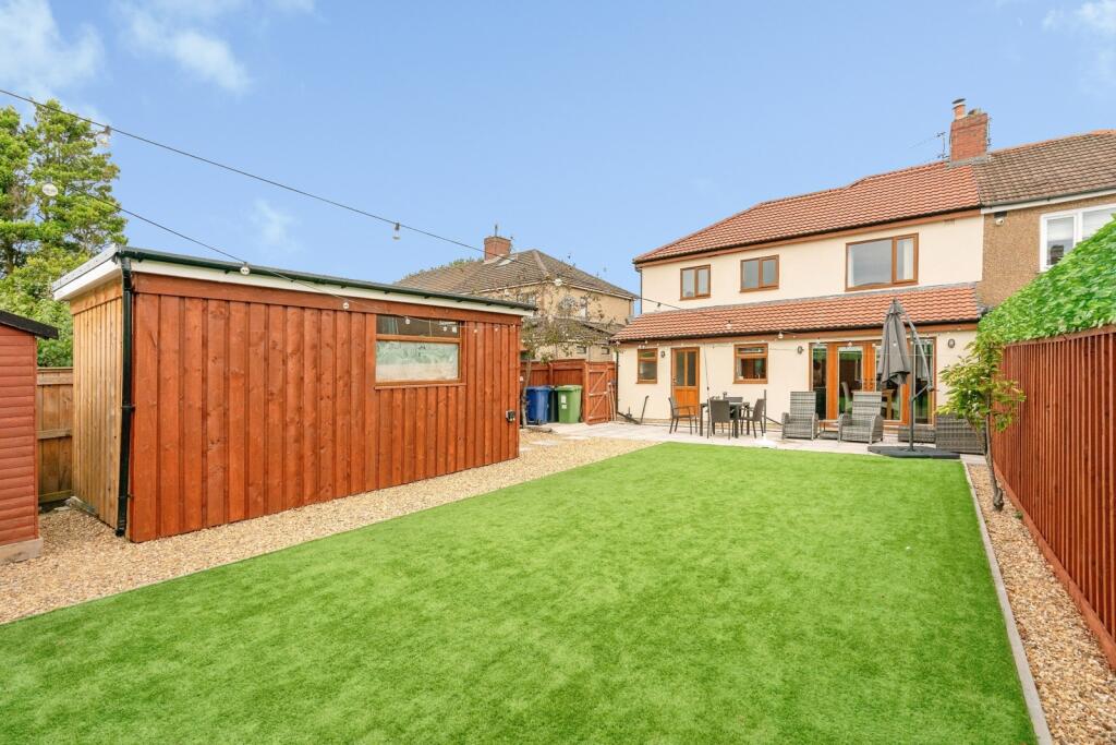 House in Blackburn - View 4