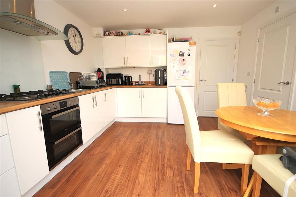 House in Carfin, Jerviston, Ravenscraig - View 4