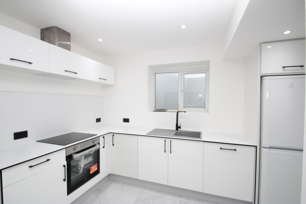 Main image of property: Leicester Road, East Croydon, CR0