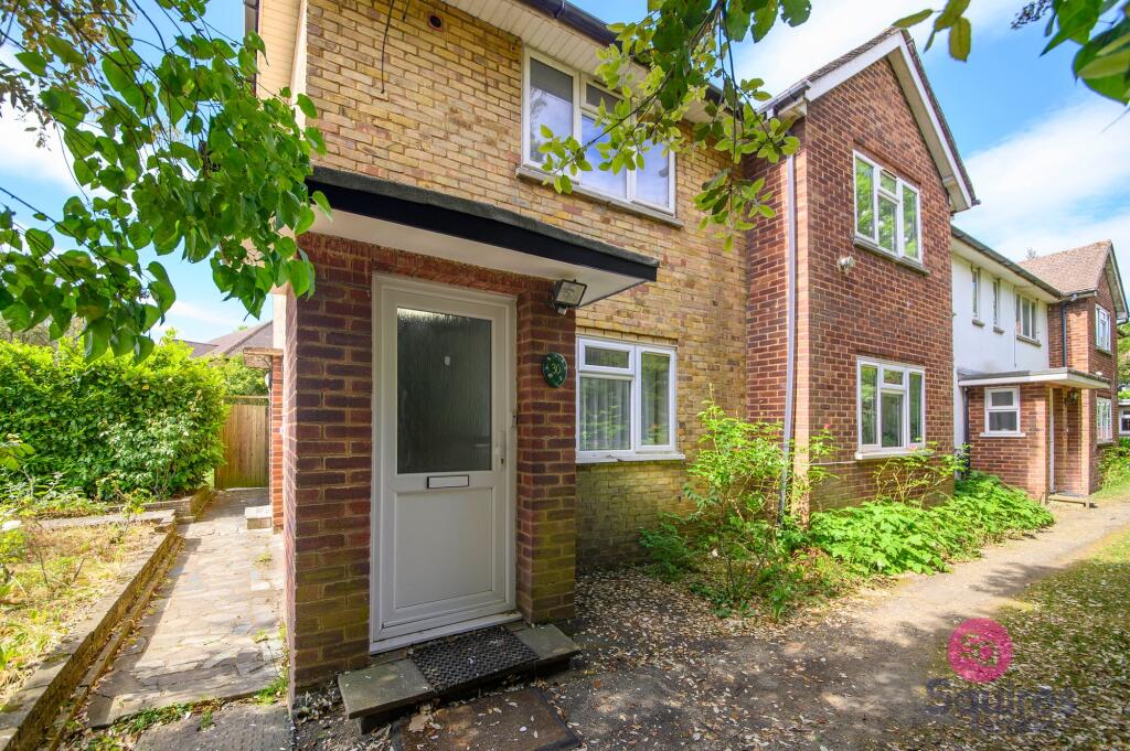 Main image of property: Cromwell Close, London, N2