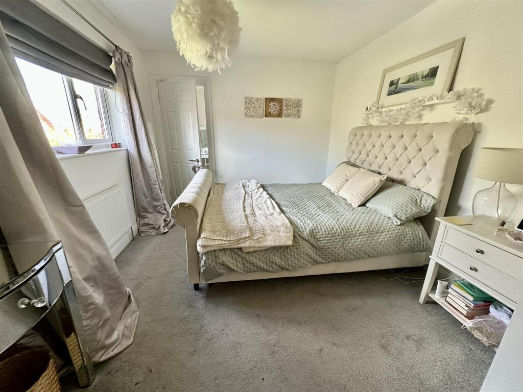 Additional image 26 of Wain Close, Alcester