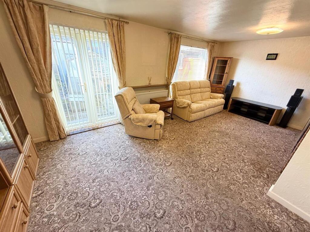 Moss Bank, Winsford, CW7 photo 4