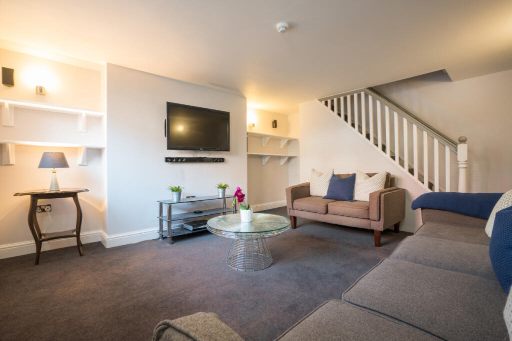 Main image of property: Brudenell View, Leeds