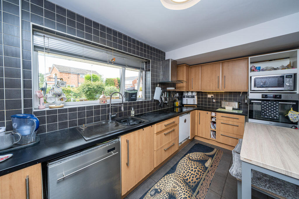 Chiltern Road, Stourbridge photo 4