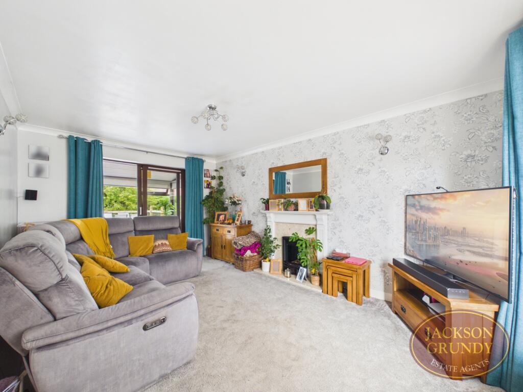 House in Northampton - View 2