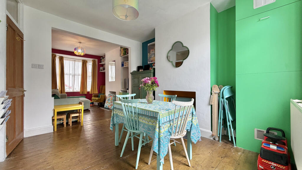 Champford Mews, Wellington photo 4