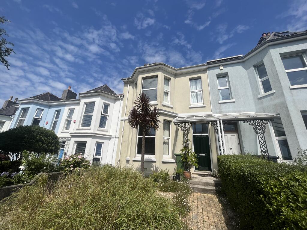 Main image of property: Hermitage Road, Hyde Park *Available with Zero Deposit Guarantee*