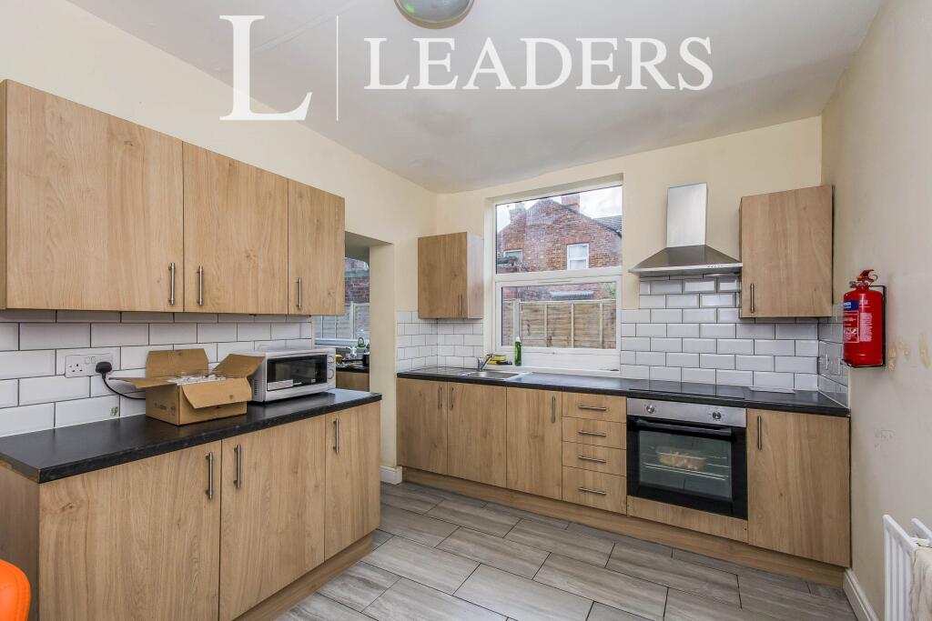 House in Peterborough - View 5