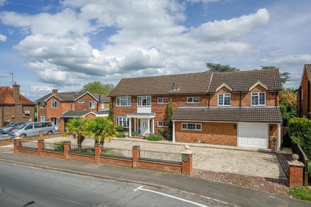 Main image of property: King Edward Avenue, Aylesbury, Bucks, HP21 7JE