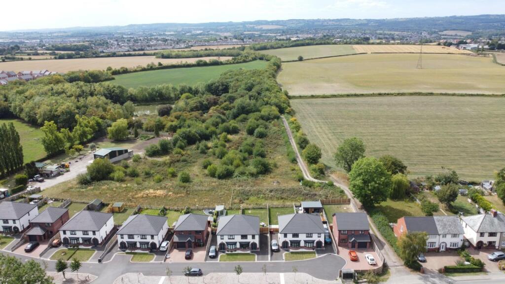 House in North East Derbyshire, North Wingfield - View 3