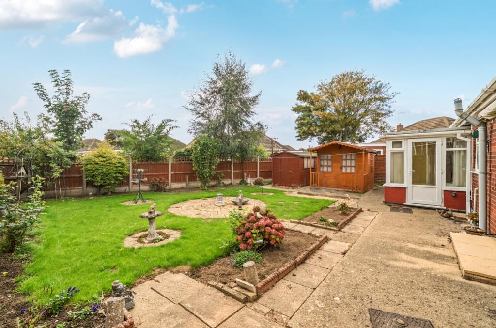 House in Spalding, Clay Lake - View 4