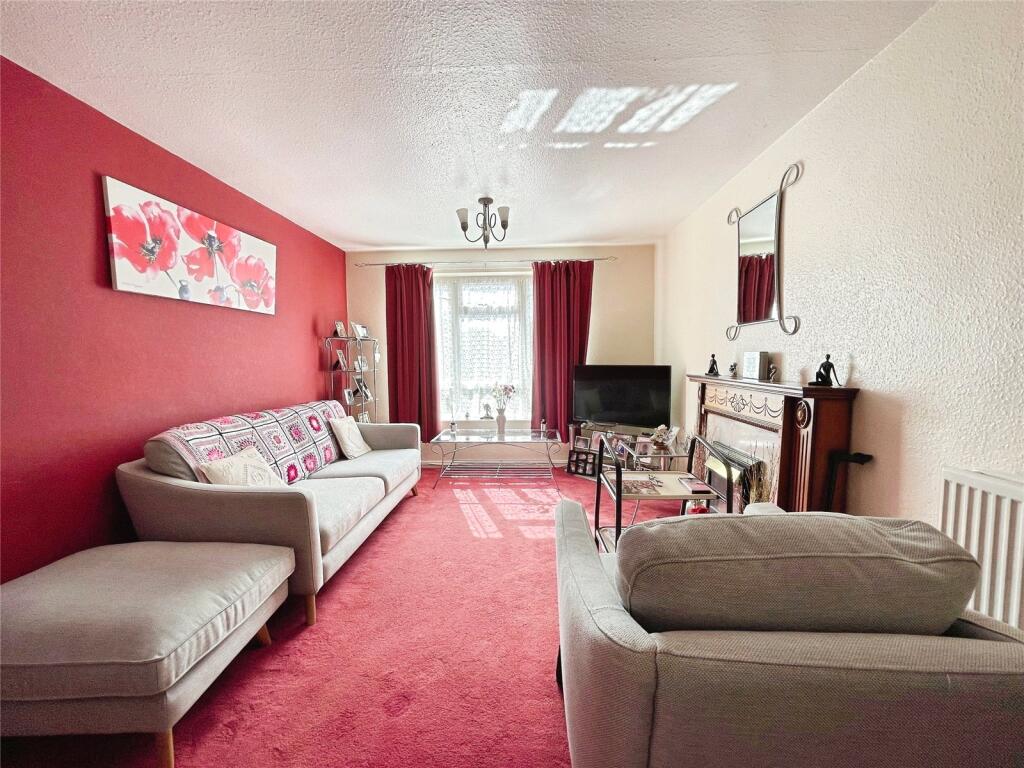 Apartment in Warwick, St John's, Kenilworth - View 5