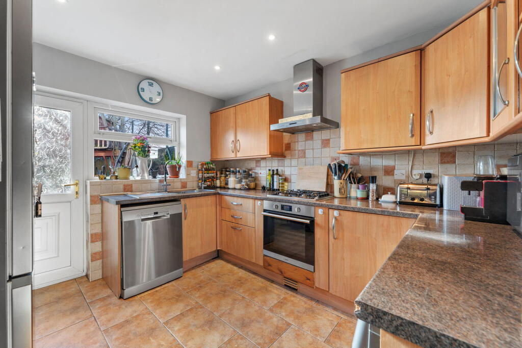 House in Leigh, Bedford - View 5