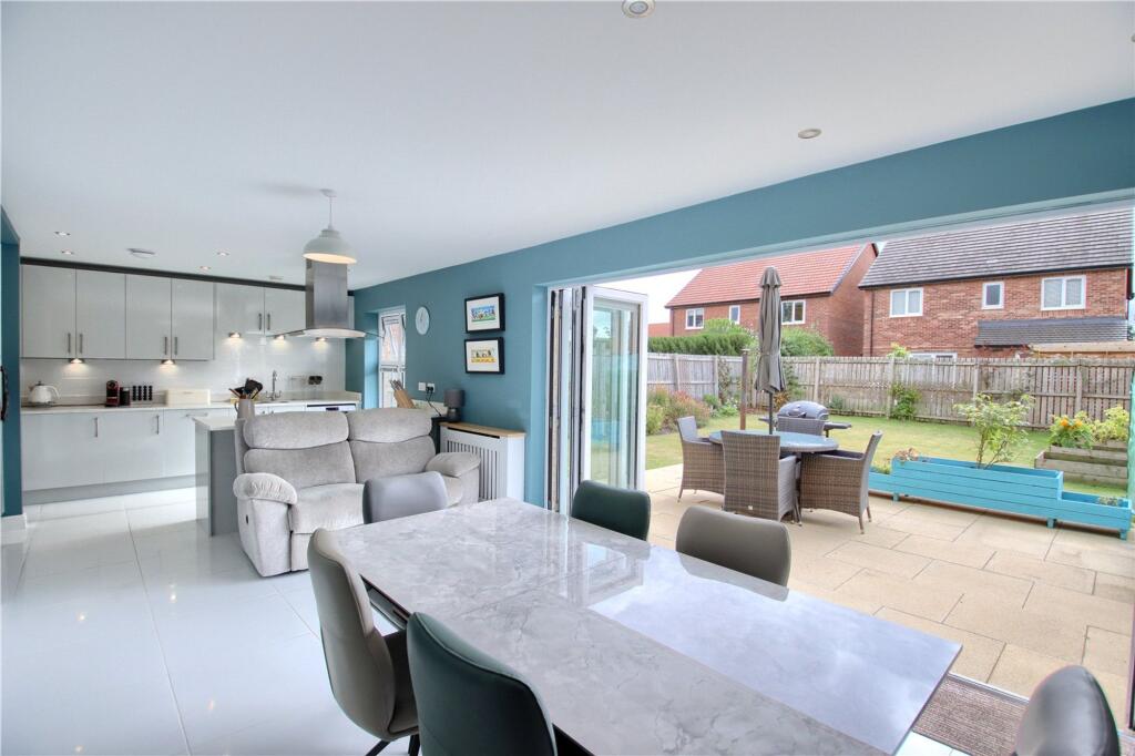 Faceby Grove, Kirklevington, TS15 photo 3