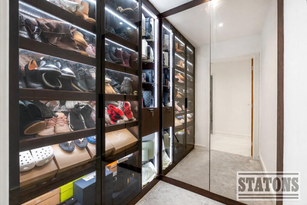 Additional image 13 of Upland Drive, Brookmans Park, Hatfield, Hertfordshire, AL9