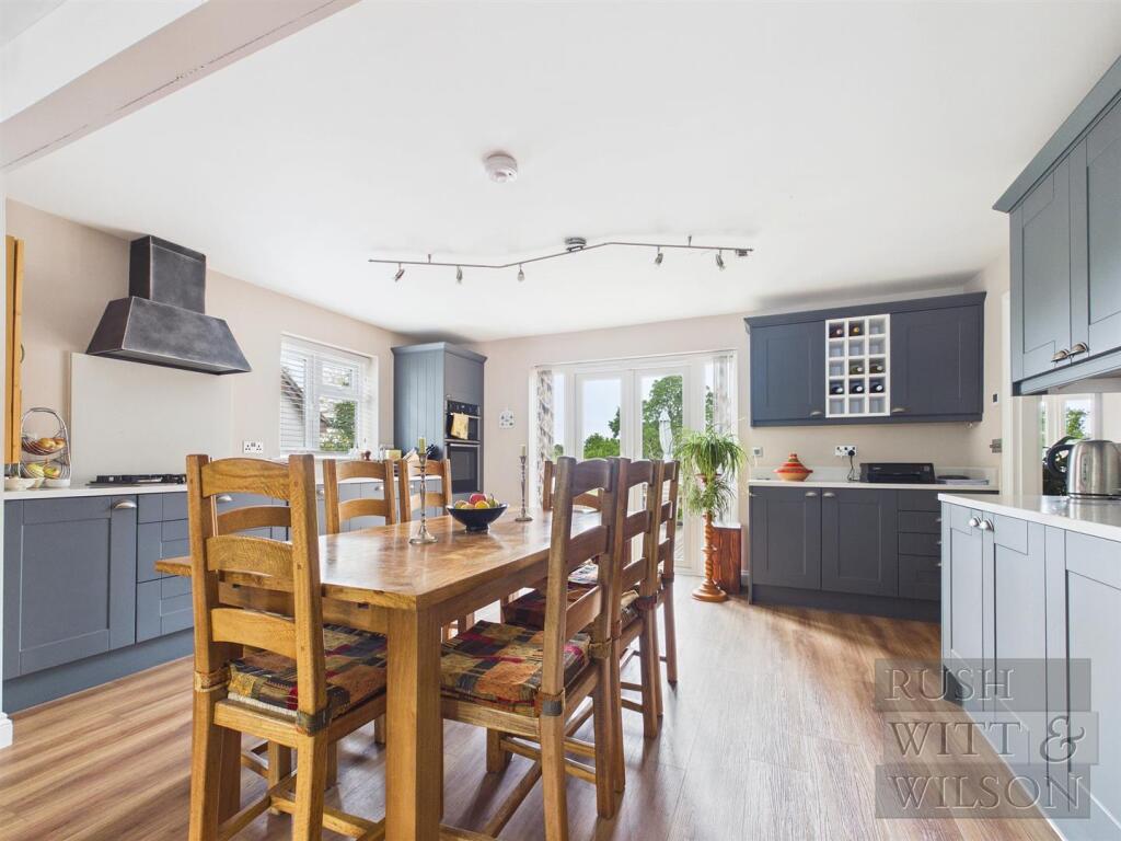 House in Rother, Sedlescombe - More