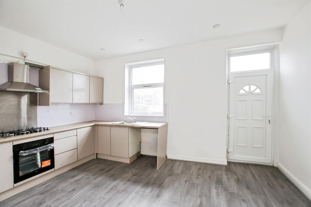 House in Calderdale, West Yorkshire - View 4