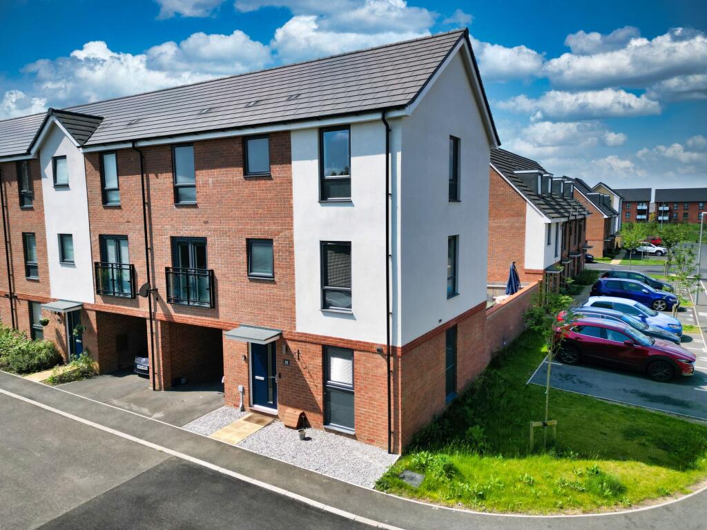 Main image of property: Brosse Crescent, Glebe Farm, MK17