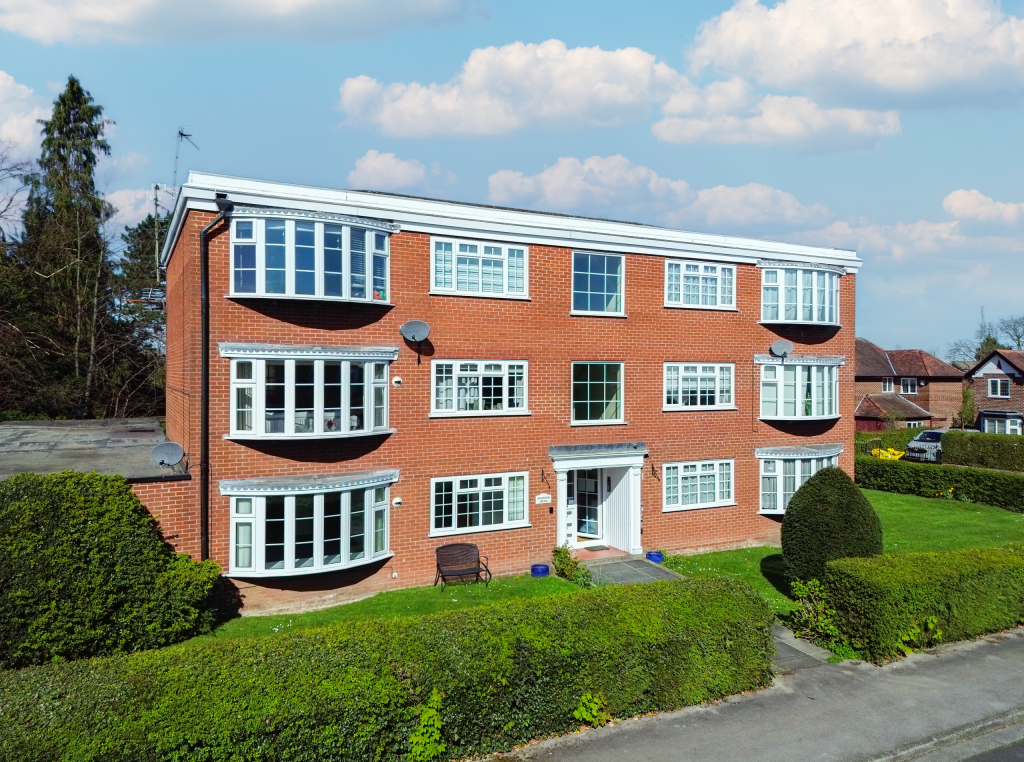 Main image of property: Spurstow Mews, Glandon Drive