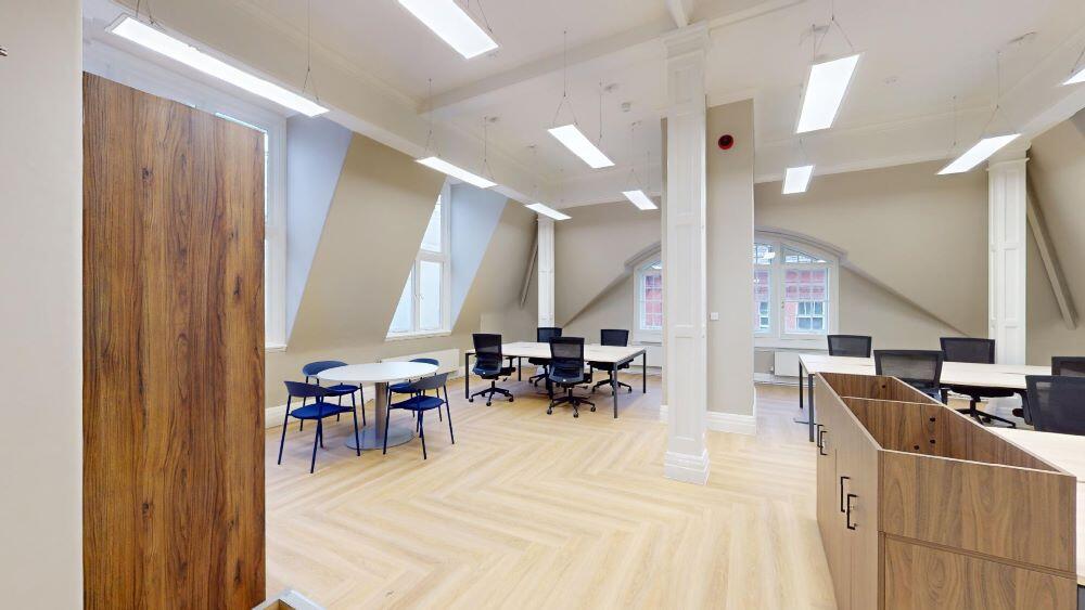 Main image of property: 62 Cross Street, Manchester