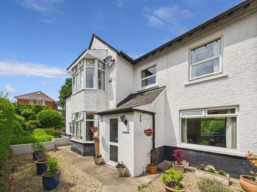 4-bed semi-detached on Hillside, Caerphilly. CF83, £425,000