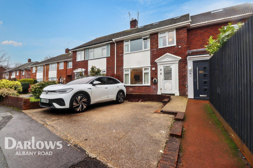 4-bed terraced on 27, Gwynant Crescent, £460,000