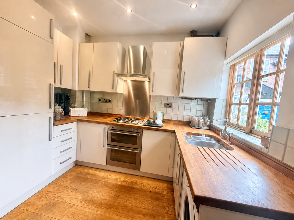 House in Knutsford, Cheshire East - View 5