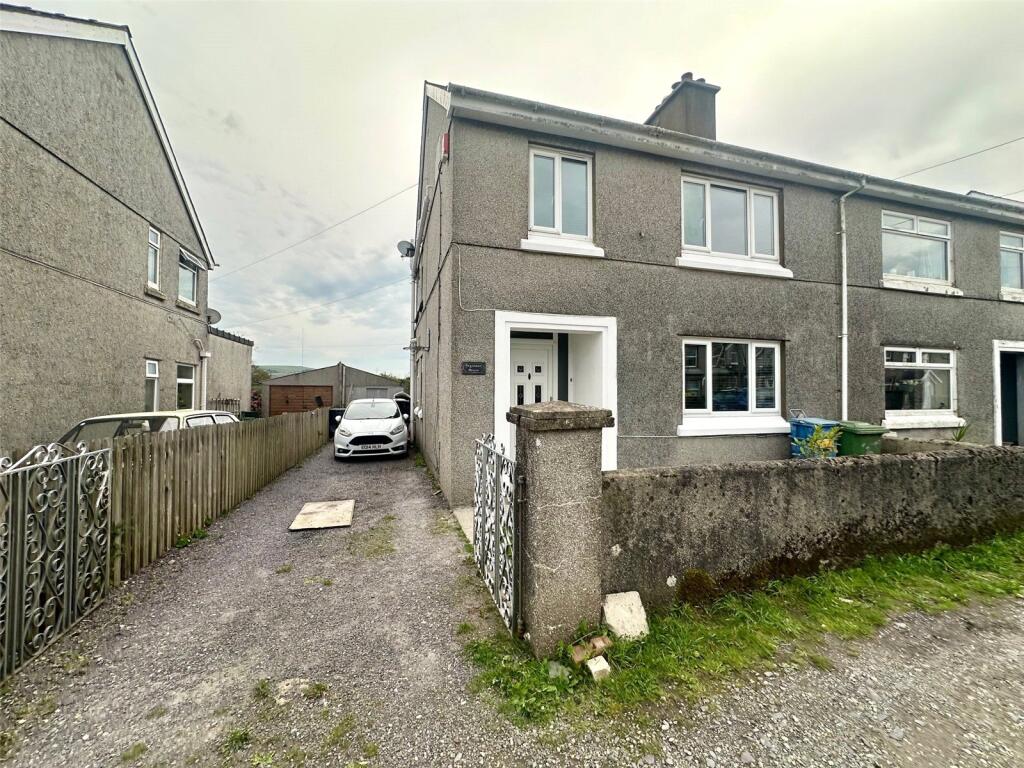 Main image of property: Clynnog Road, Penygroes, Caernarfon, Gwynedd, LL54