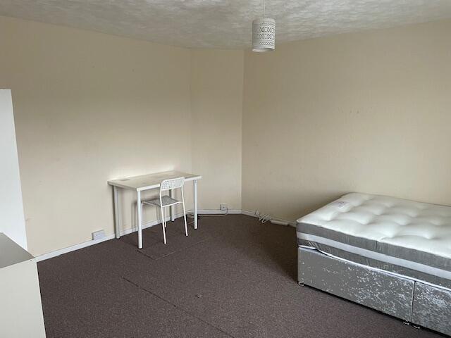 Main image of property: Wokingham Road, Reading, Berkshire, RG6