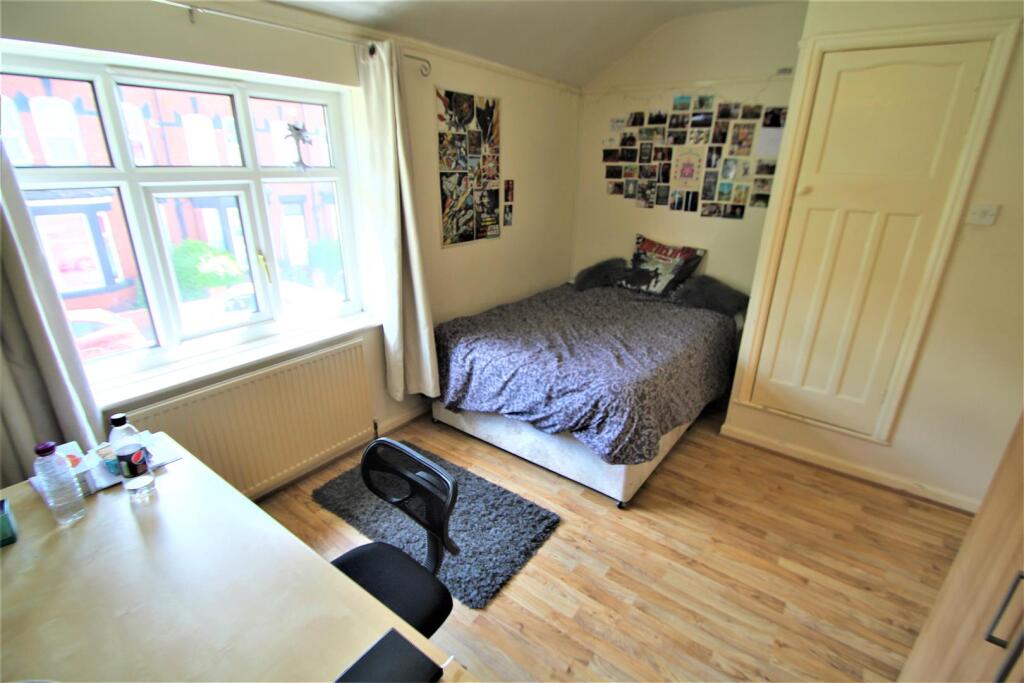 House in Leeds - View 5