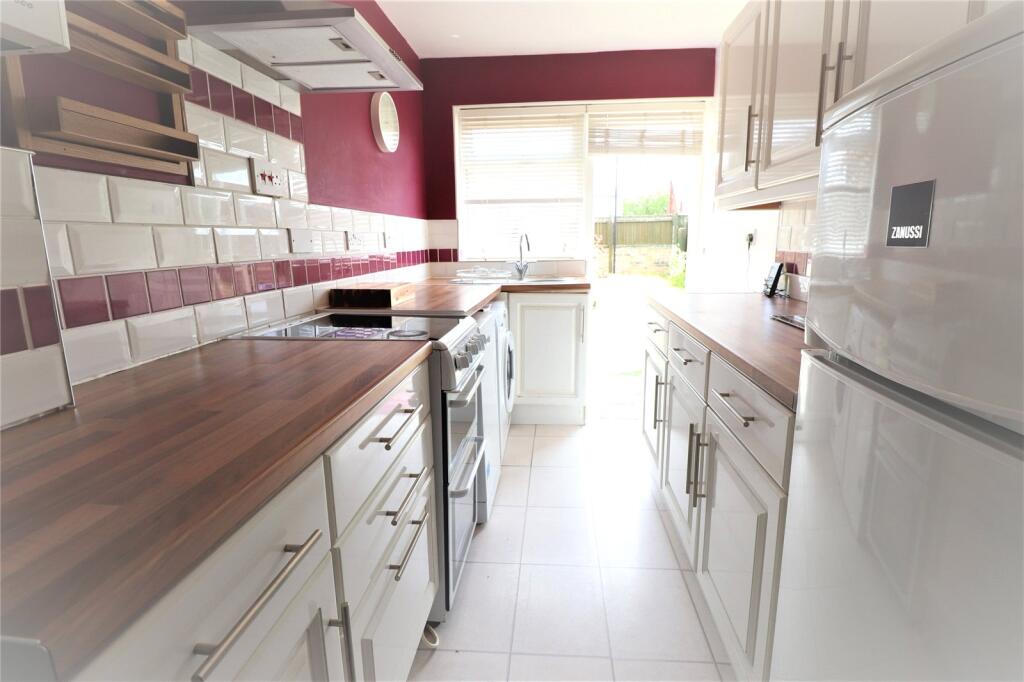 House in Swanscombe - View 3