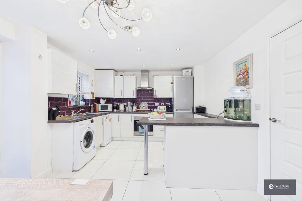 House in Brackley, Radstone Fields - More