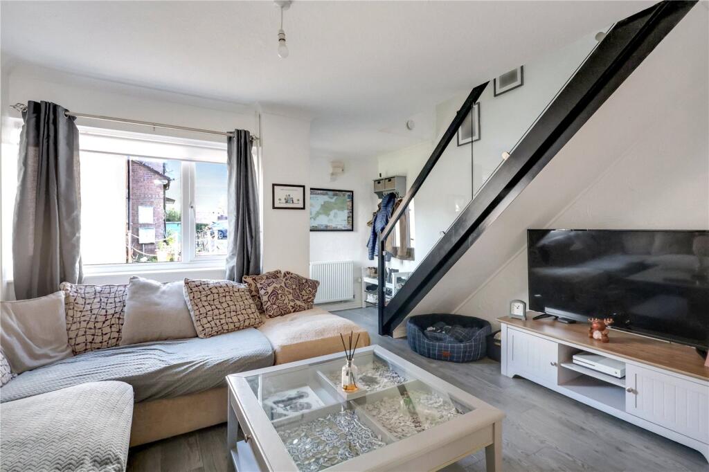 Venlock Close, Barnstaple, Devon photo 2