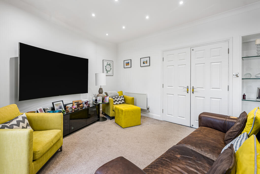 Additional image 19 of Boyes Crescent, London Colney, AL2