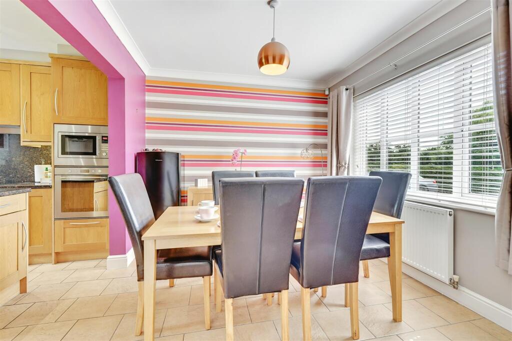 House in Southend-on-Sea - View 4
