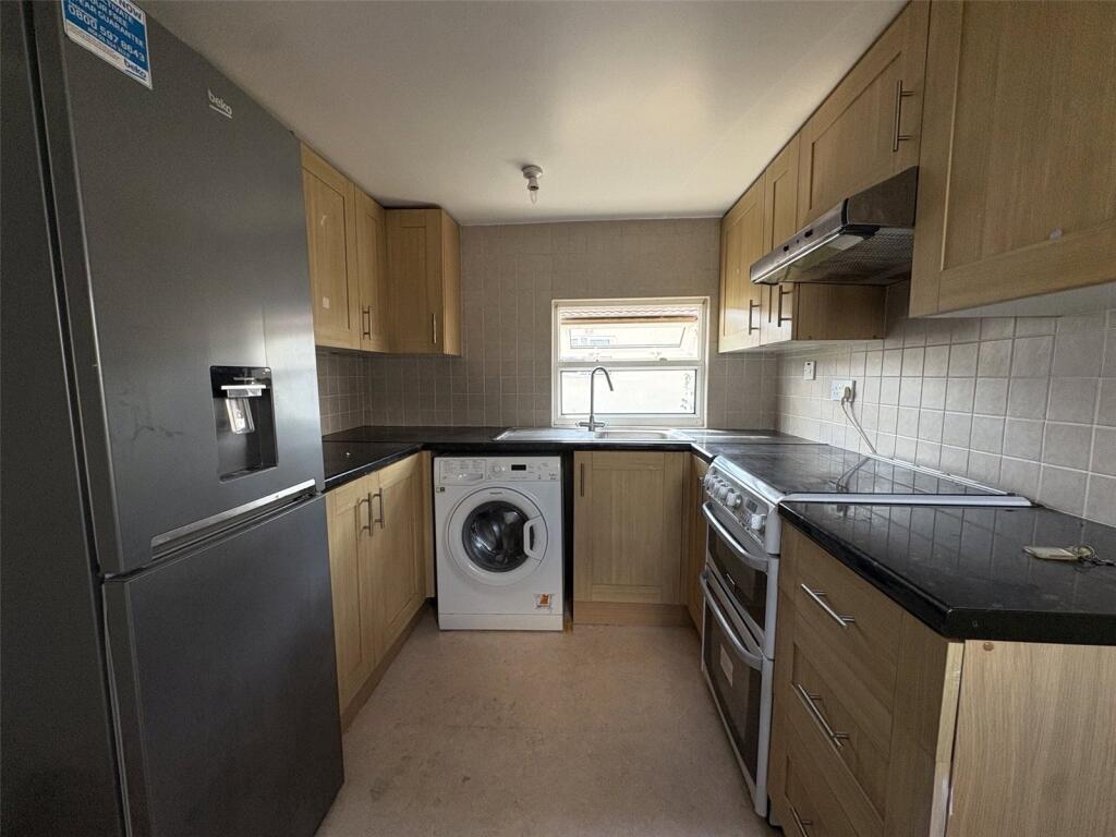 House in Southend-on-Sea - View 5