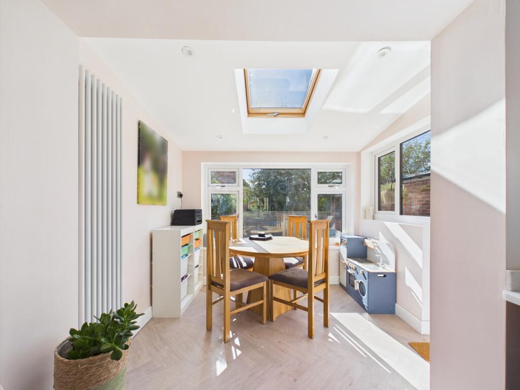 House in Dudley - View 4