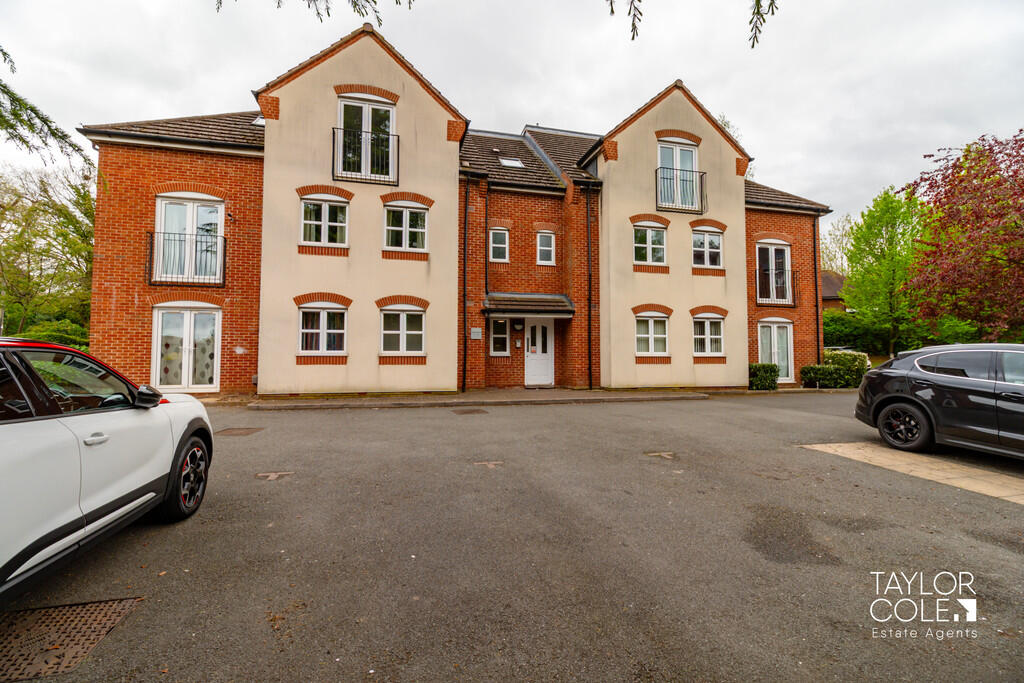 Main image of property: 2 Quarry court, Quarry Hill
