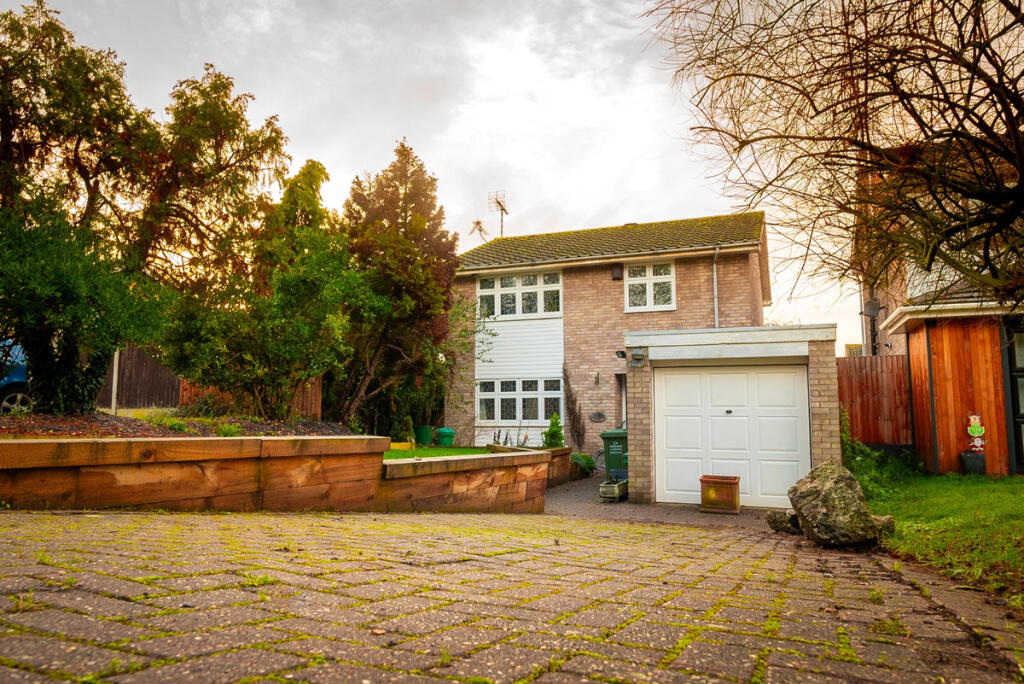 Main image of property: Falcon Way, Basildon, SS16