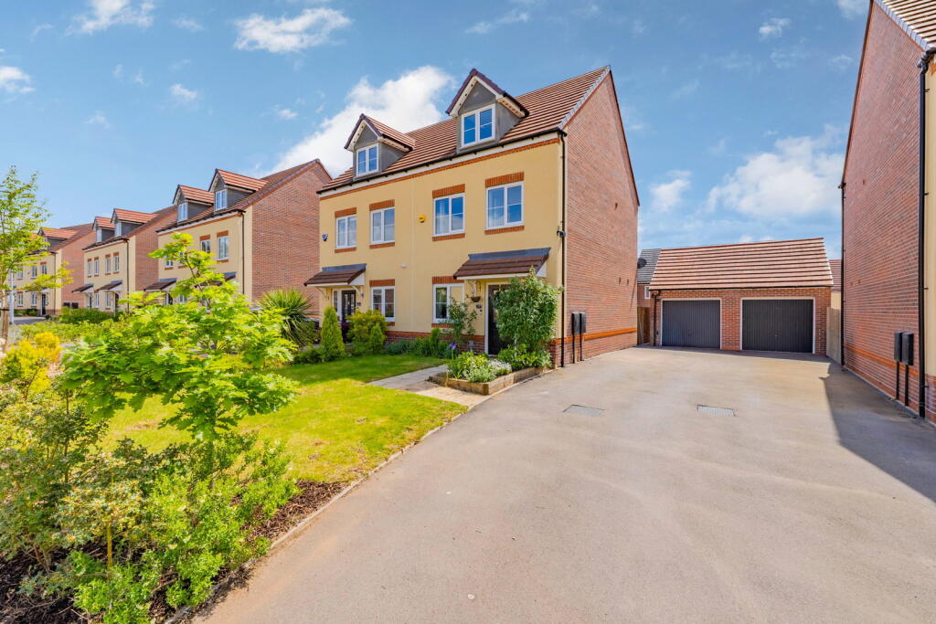 Main image of property: Lea Castle Drive, Lea Castle, Kidderminster, DY10 3FB
