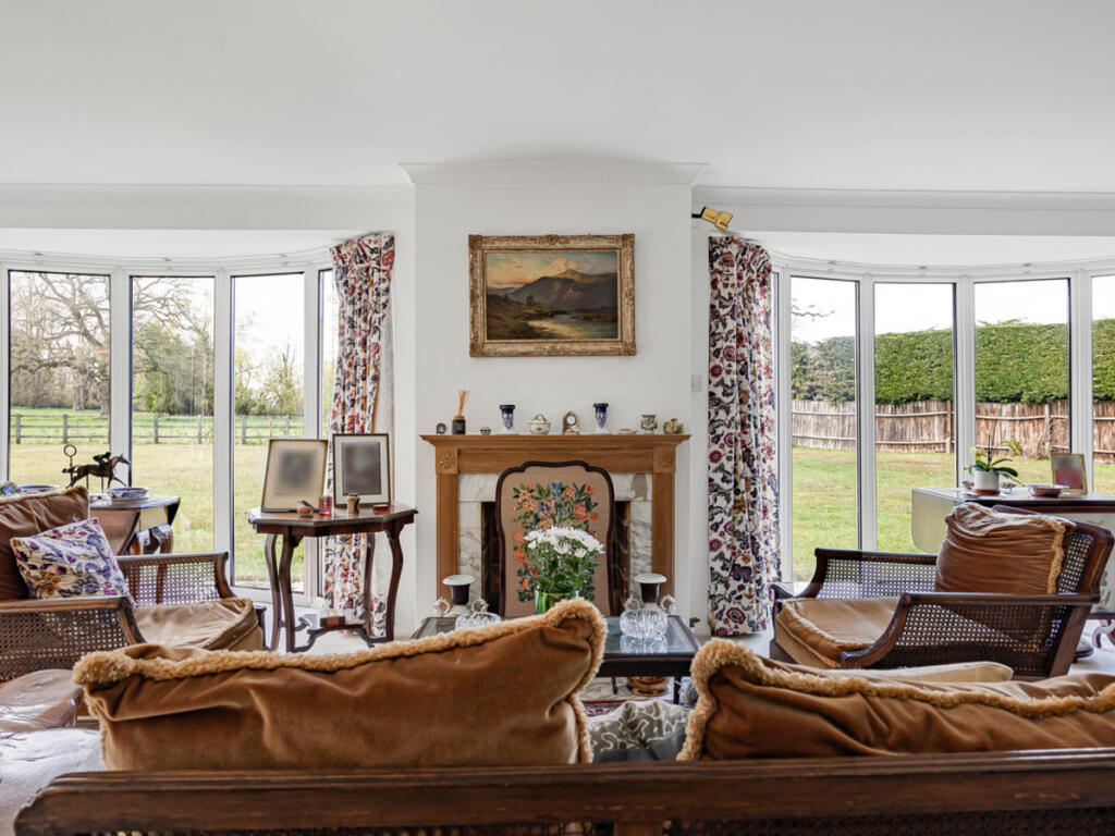 Church Hill, Hurst, RG10 - View 4