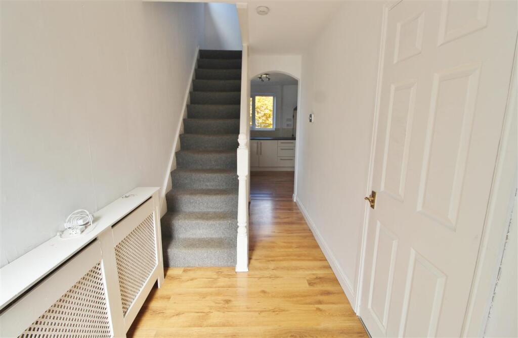 House in South Kesteven, Grantham - View 4