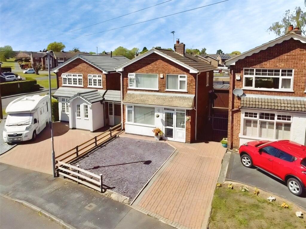 Main image of property: Bearsden Crescent, Hinckley, Leicestershire, LE10