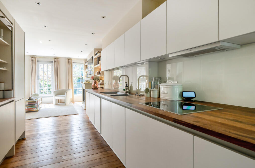 House in London - View 4