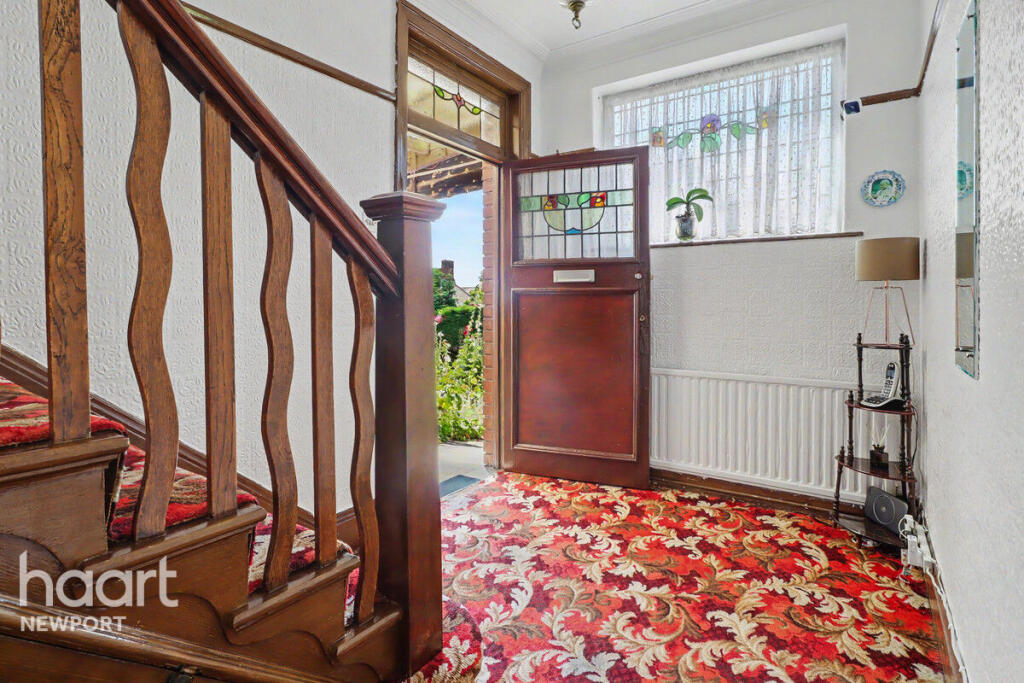 House in Newport, St. Woolos, Stow Hill - View 4