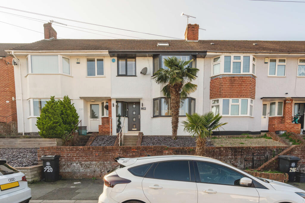 Main image of property: Ilchester Crescent, Bristol