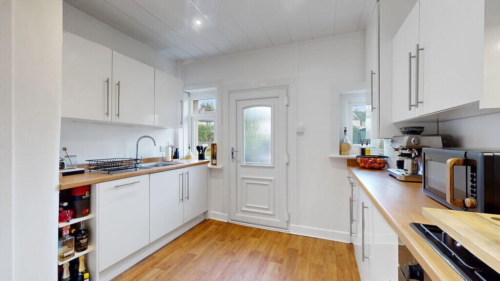 Apartment in Glasgow - More