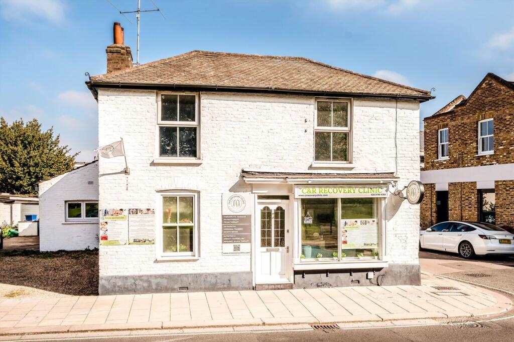 Main image of property: The Green, Twickenham